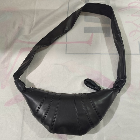 Lemaire Black Lambskin Leather Bag - Picture 2 of 8